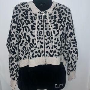 Leopard print women’s black and white sweater